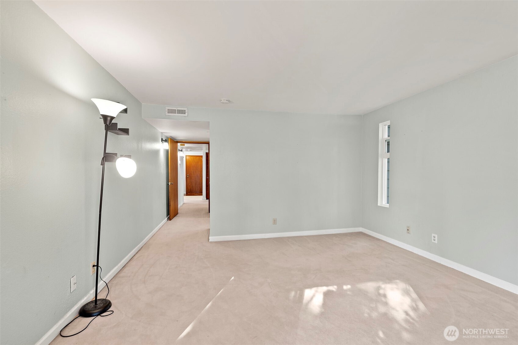 17417 Ashworth Avenue N #201, Shoreline, WA 98133-5462