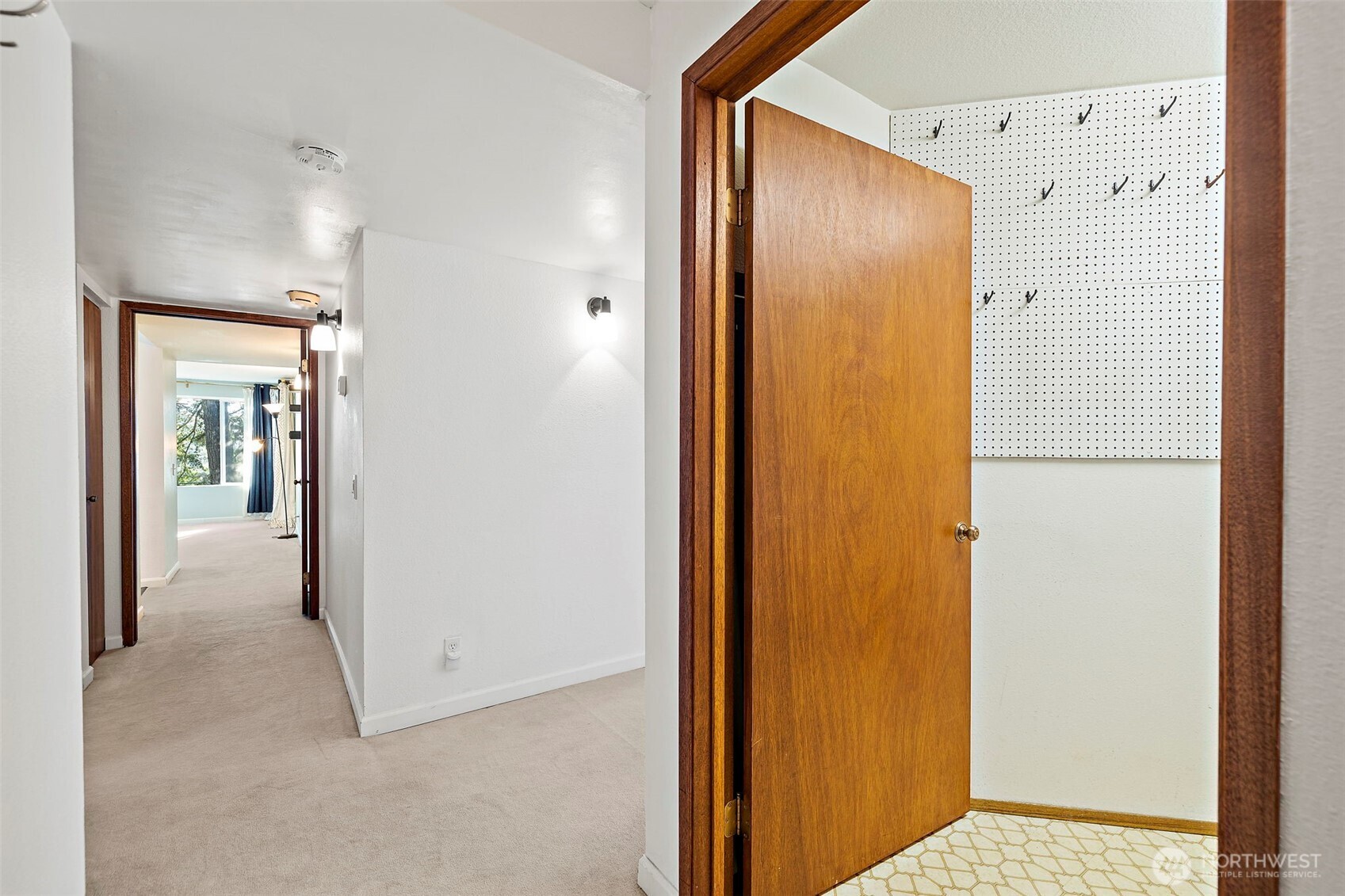 17417 Ashworth Avenue N #201, Shoreline, WA 98133-5462