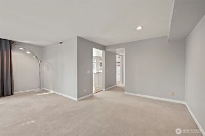 17417 Ashworth Avenue N #201, Shoreline, WA 98133-5462 - Photo 9