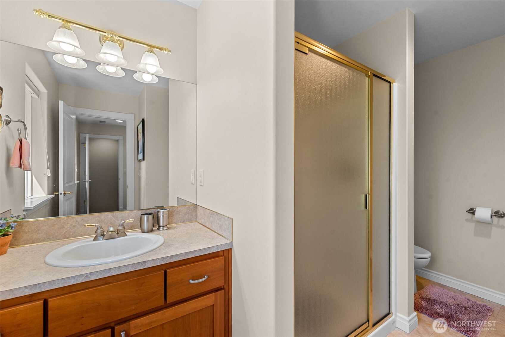 112 19th Street NE, East Wenatchee, WA 98802