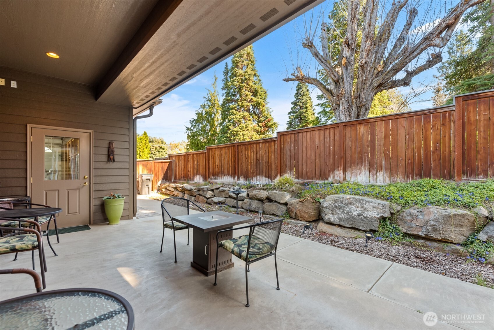 112 19th Street NE, East Wenatchee, WA 98802