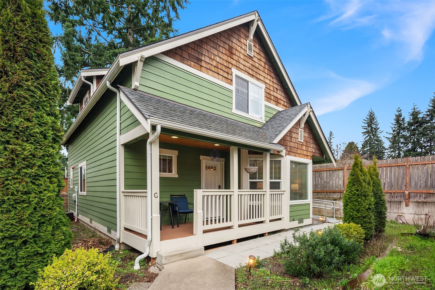 24226 52nd Avenue W #G, Mountlake Terrace, WA 98043-5611