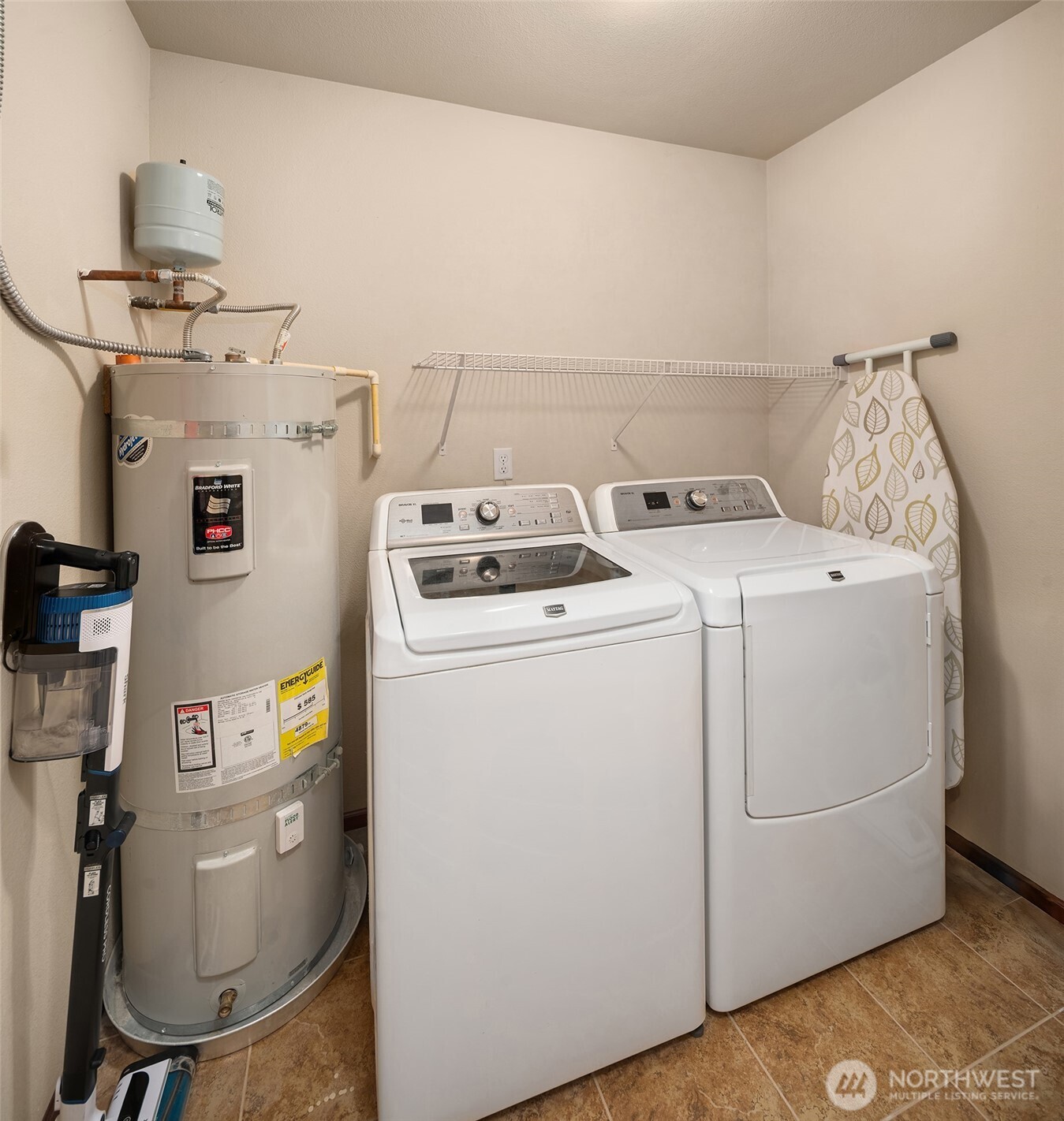 24226 52nd Avenue W #G, Mountlake Terrace, WA 98043-5611