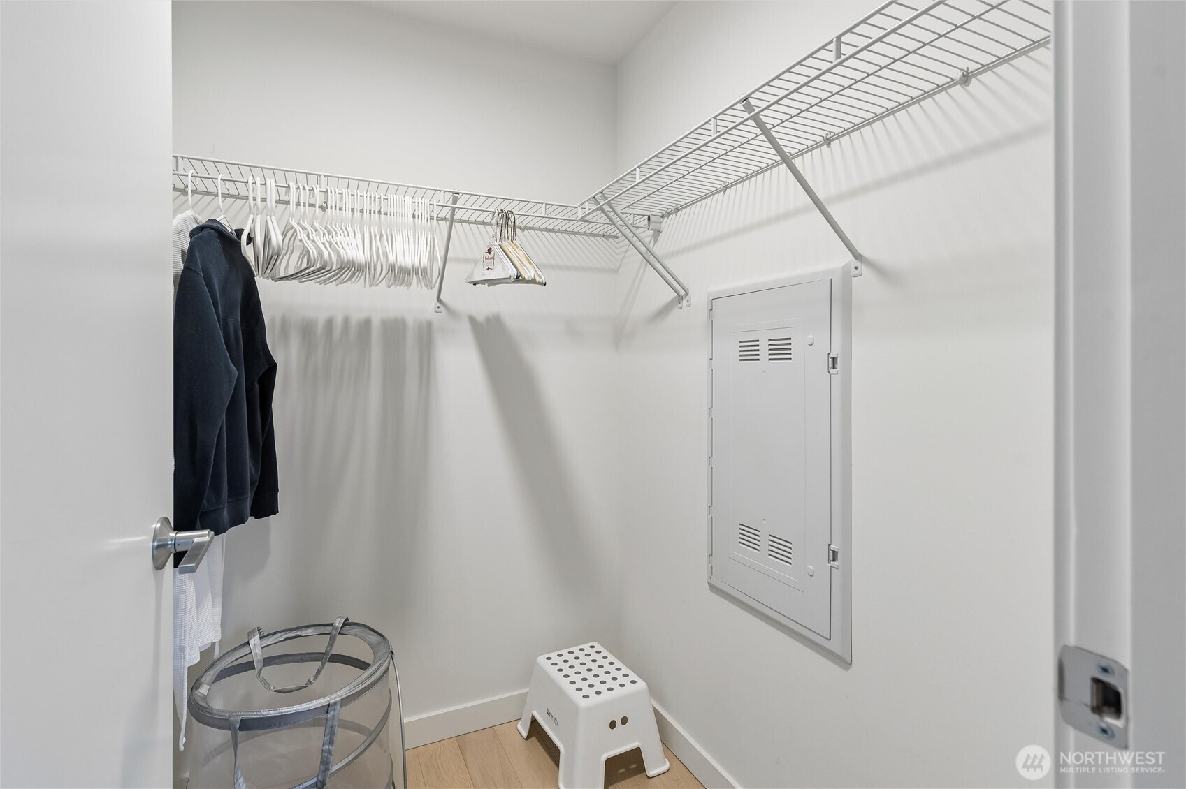 590 1st Avenue S #615, Seattle, WA 98104