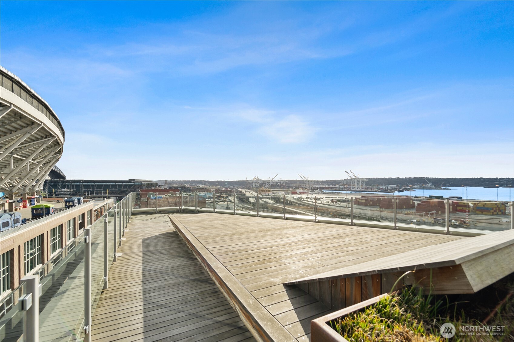 590 1st Avenue S #615, Seattle, WA 98104