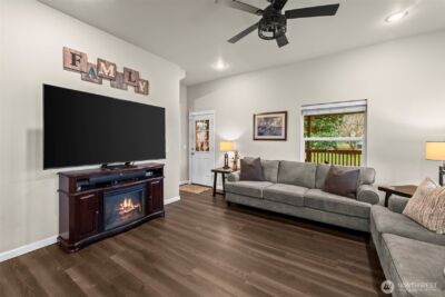 15014 106th ST E , Puyallup, WA 98374 - Photo 16