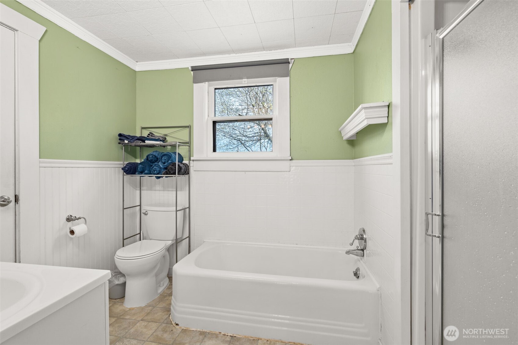 17 Rue Creek Road , Raymond, WA 98577