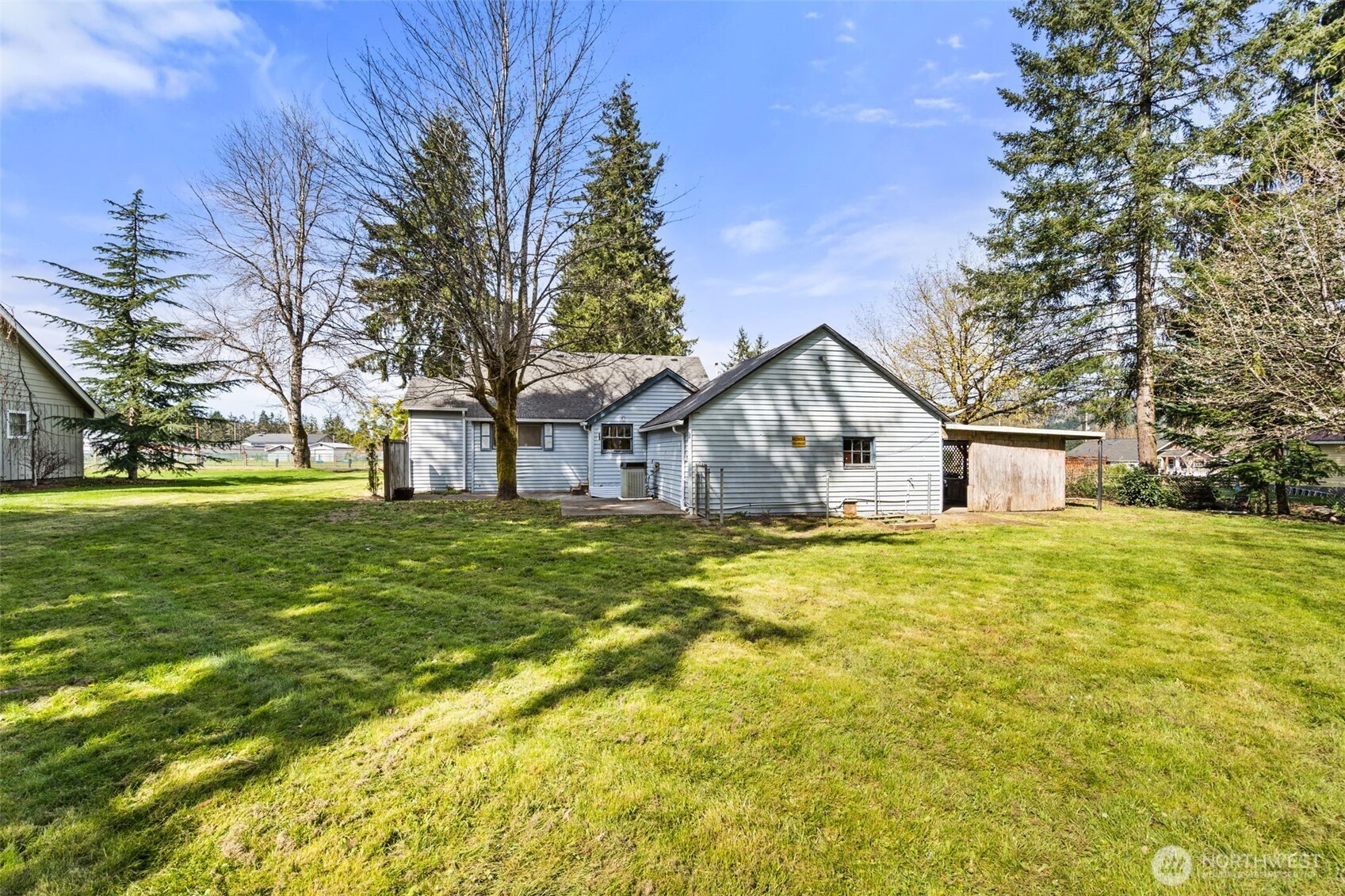 17 Rue Creek Road , Raymond, WA 98577