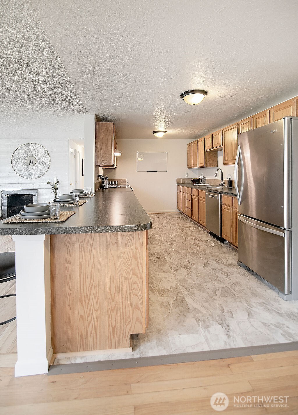 1925 28th , Longview, WA 98632