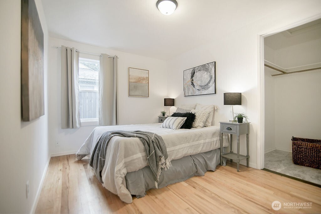 1925 28th , Longview, WA 98632