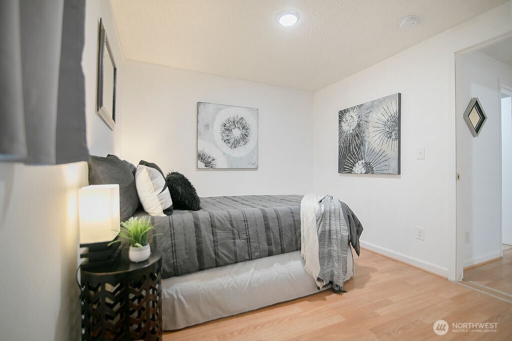 1925 28th , Longview, WA 98632