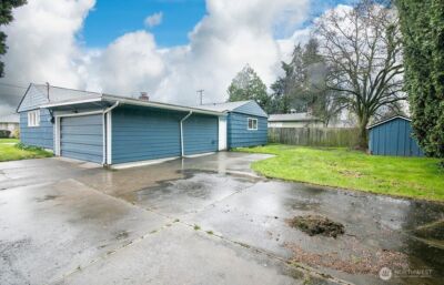 1925 28th , Longview, WA 98632 - Photo 35