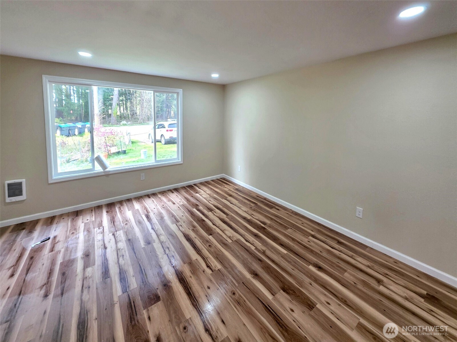 1125 N 13th Street #B, Shelton, WA 98584