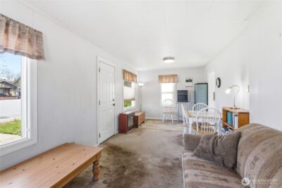 626 Highland Drive , Wenatchee, WA 98801 - Photo 3