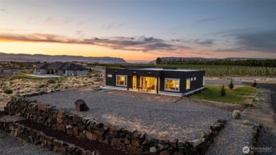 101 Wren Loop SW, Mattawa, WA 99349