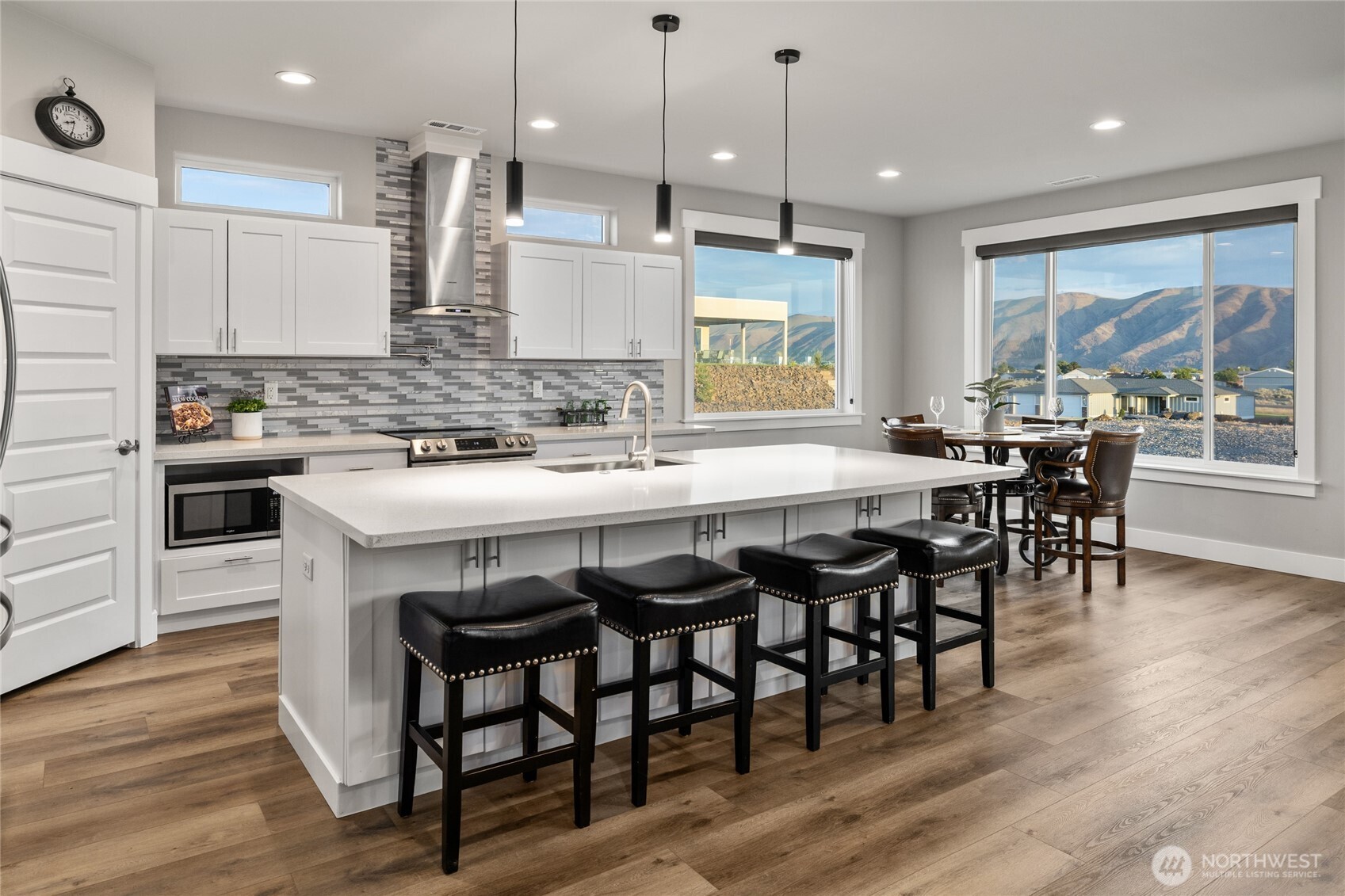 101 Wren Loop SW, Mattawa, WA 99349