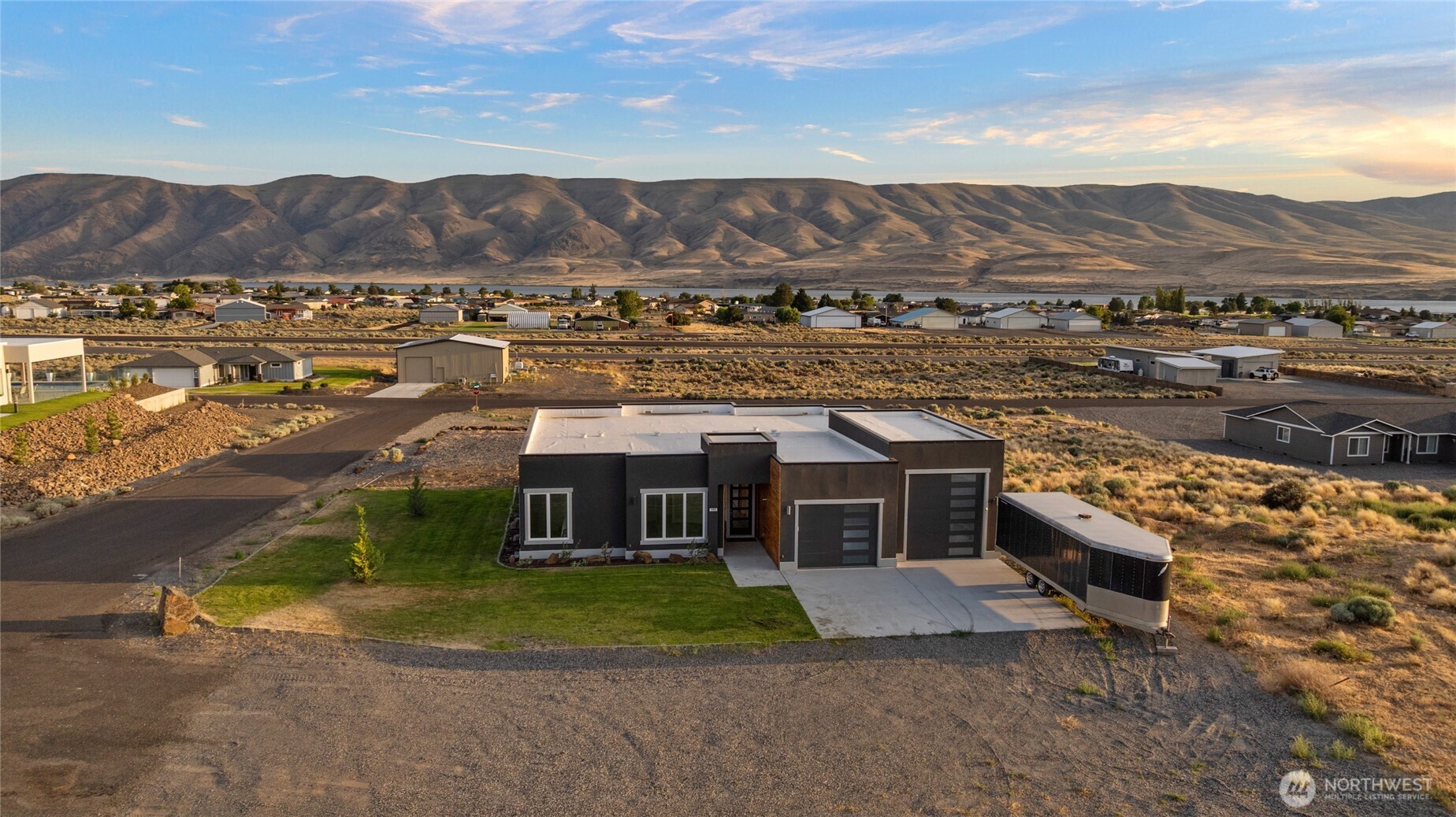 101 Wren Loop SW, Mattawa, WA 99349