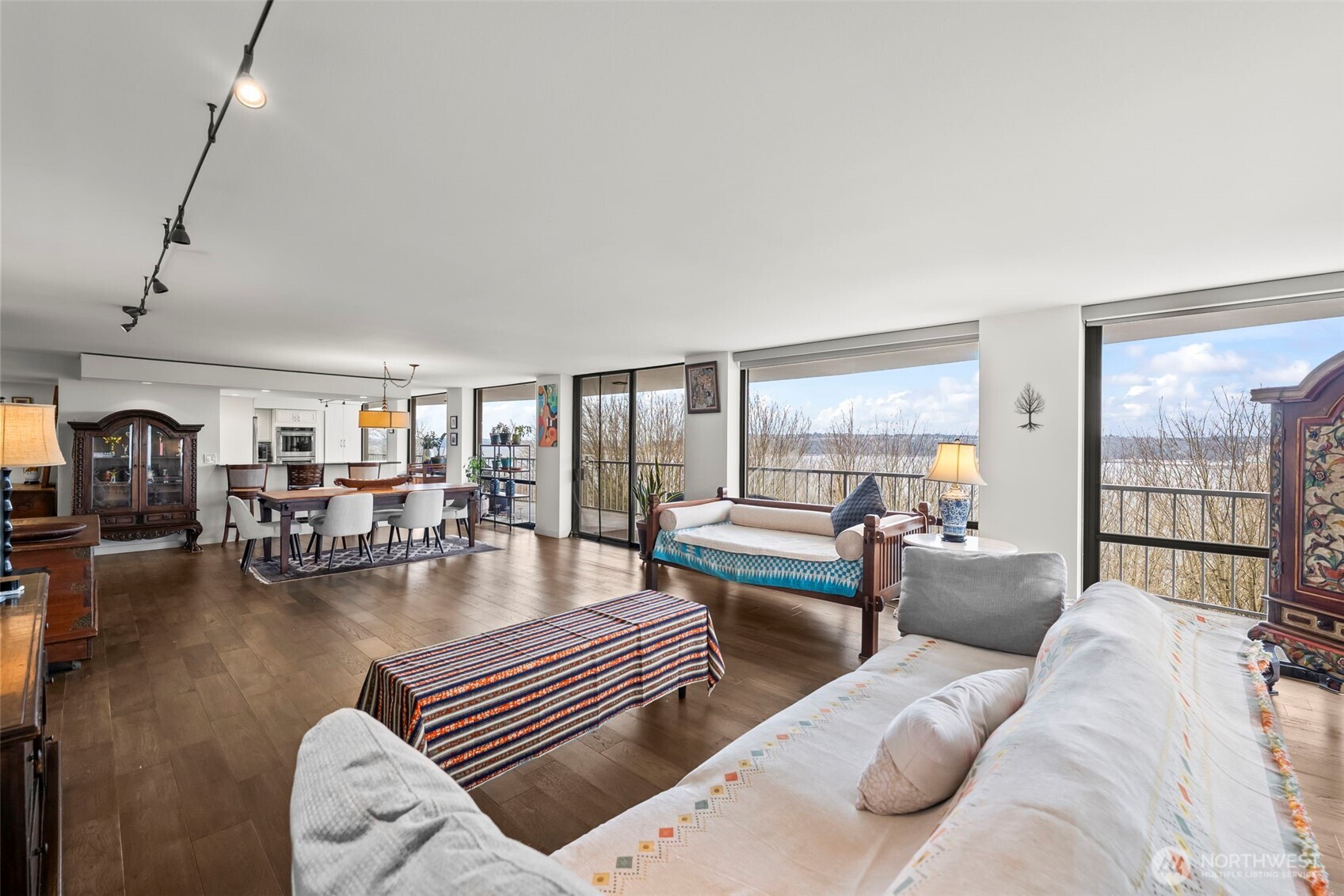 1 N Stadium Way #2, Tacoma, WA 98403