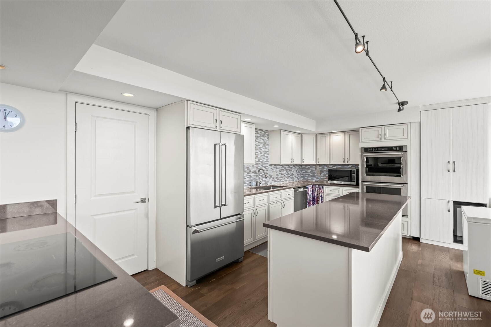 1 N Stadium Way #2, Tacoma, WA 98403