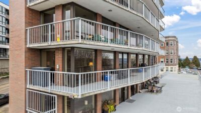 1 N Stadium Way #2, Tacoma, WA 98403 - Photo 3