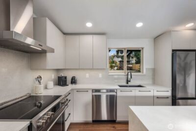 2100 Dayton Avenue NE, Renton, WA 98056 - Photo 21