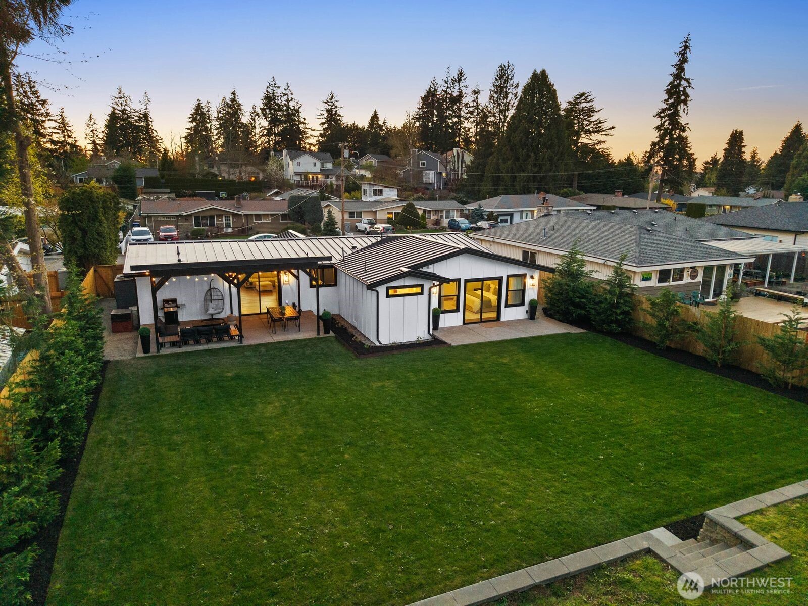 2100 Dayton Avenue NE, Renton, WA 98056