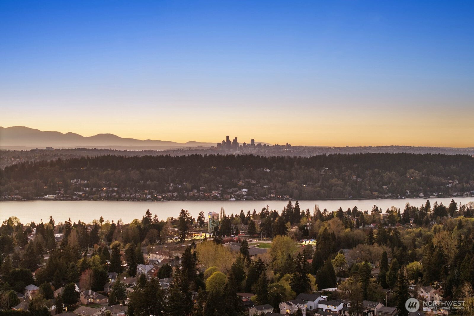 2100 Dayton Avenue NE, Renton, WA 98056