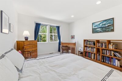 24264 NE Vine Maple Way , Redmond, WA 98053 - Photo 11