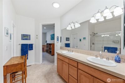 24264 NE Vine Maple Way , Redmond, WA 98053 - Photo 14