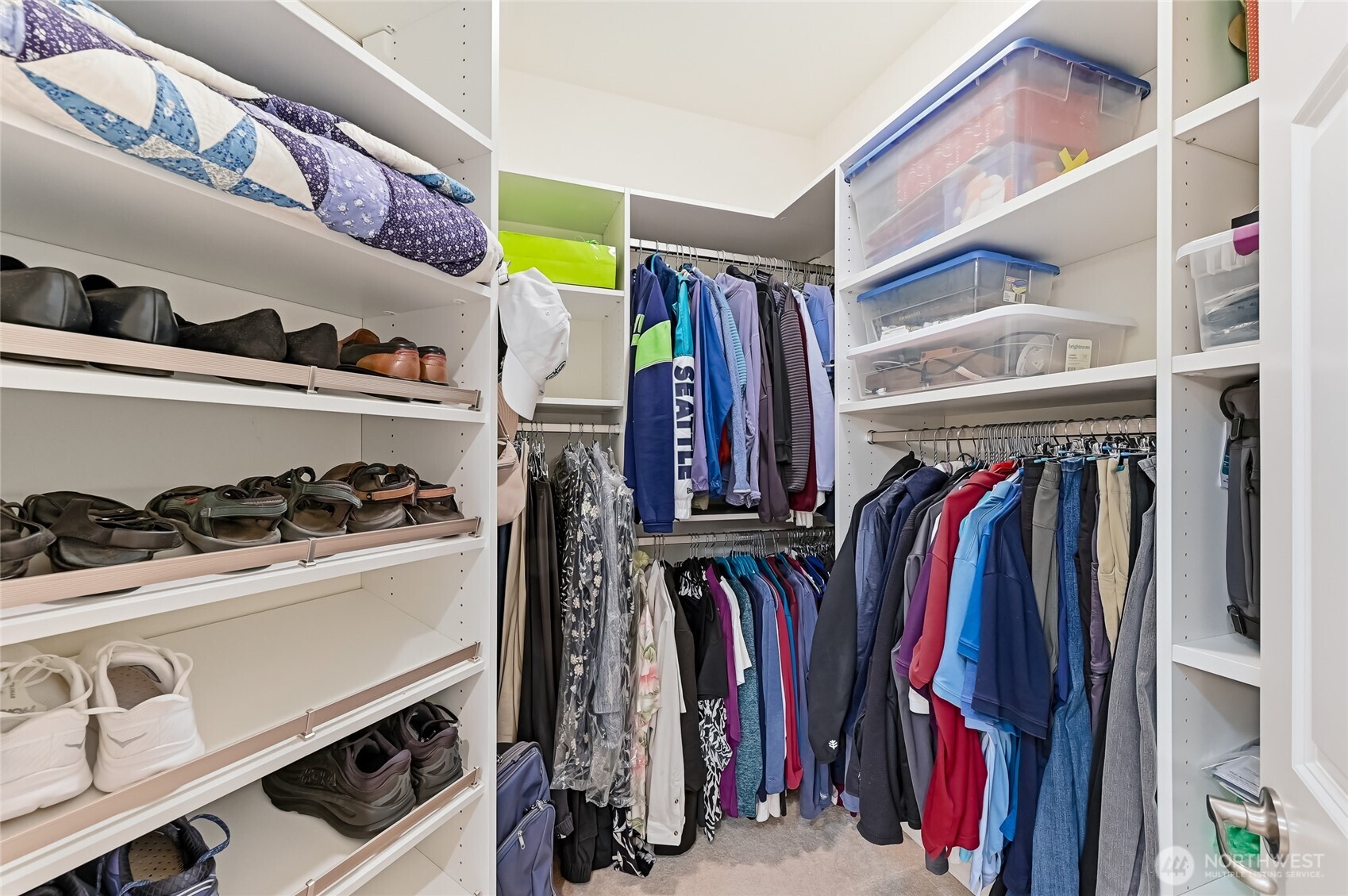 24264 NE Vine Maple Way , Redmond, WA 98053