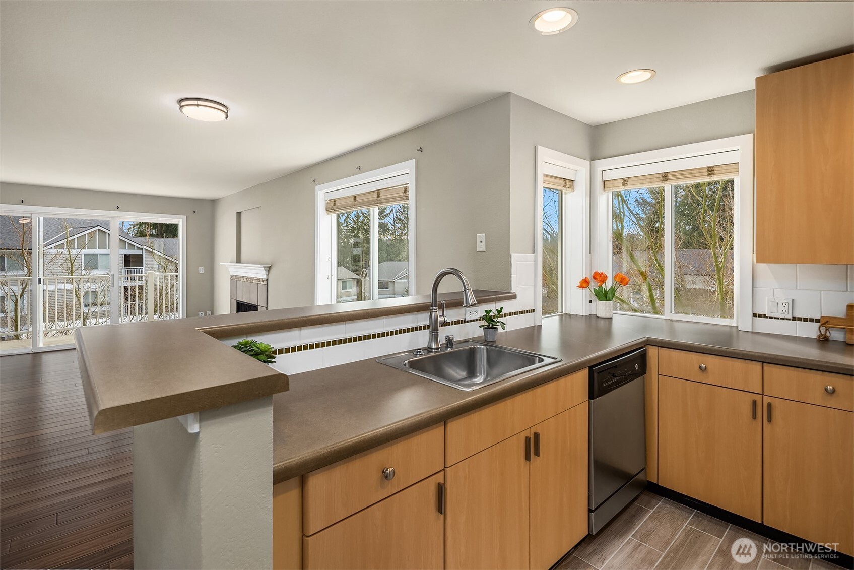 16101 Bothell Everett Highway #F202, Mill Creek, WA 98012