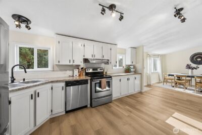 29214 151st Avenue E, Graham, WA 98338-7557 - Photo 10