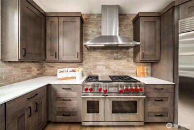 10933 NE 60th Street , Kirkland, WA 98033 - Photo 16