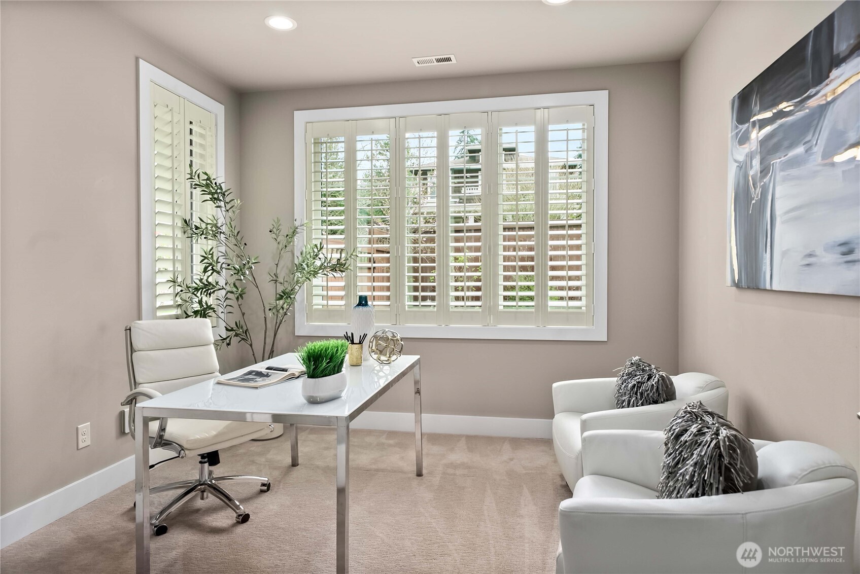 10933 NE 60th Street , Kirkland, WA 98033