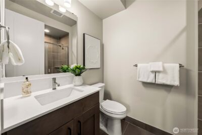 10933 NE 60th Street , Kirkland, WA 98033 - Photo 23