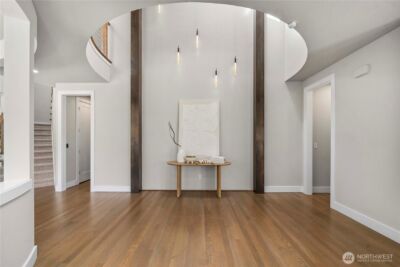 10933 NE 60th Street , Kirkland, WA 98033 - Photo 3