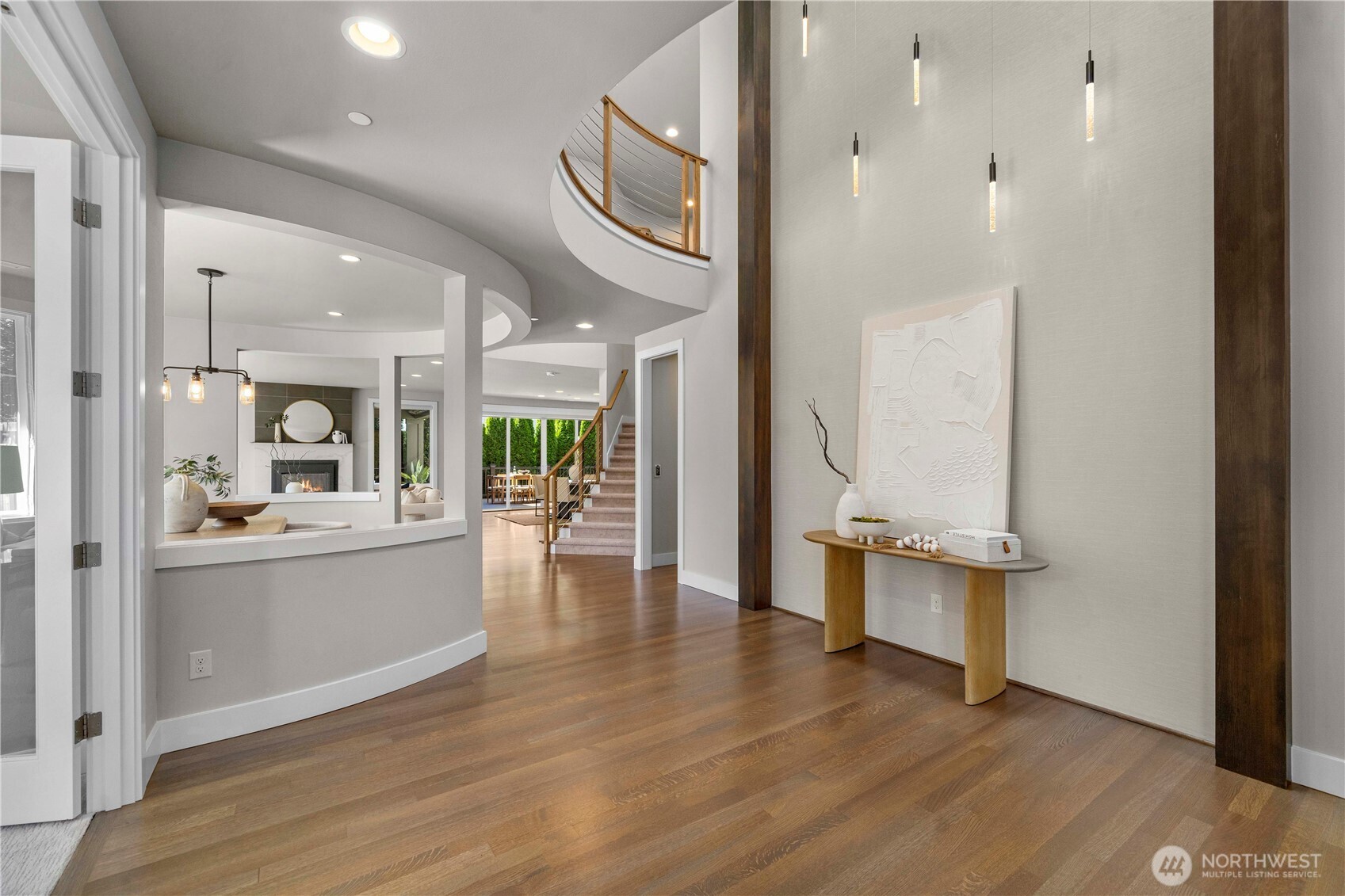 10933 NE 60th Street , Kirkland, WA 98033