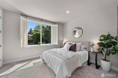 10933 NE 60th Street , Kirkland, WA 98033 - Photo 31