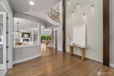 10933 NE 60th Street , Kirkland, WA 98033 - Photo 4