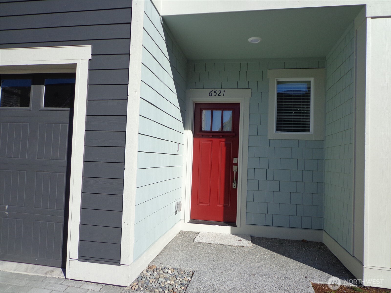 6521 31st Avenue SW, Seattle, WA 98126-3134