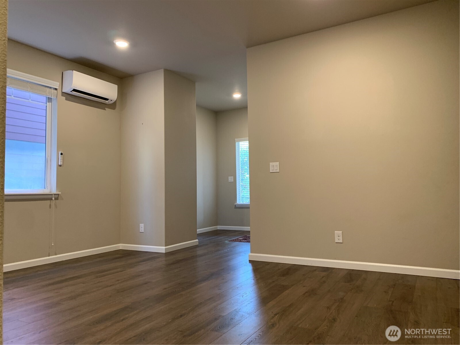 6521 31st Avenue SW, Seattle, WA 98126-3134