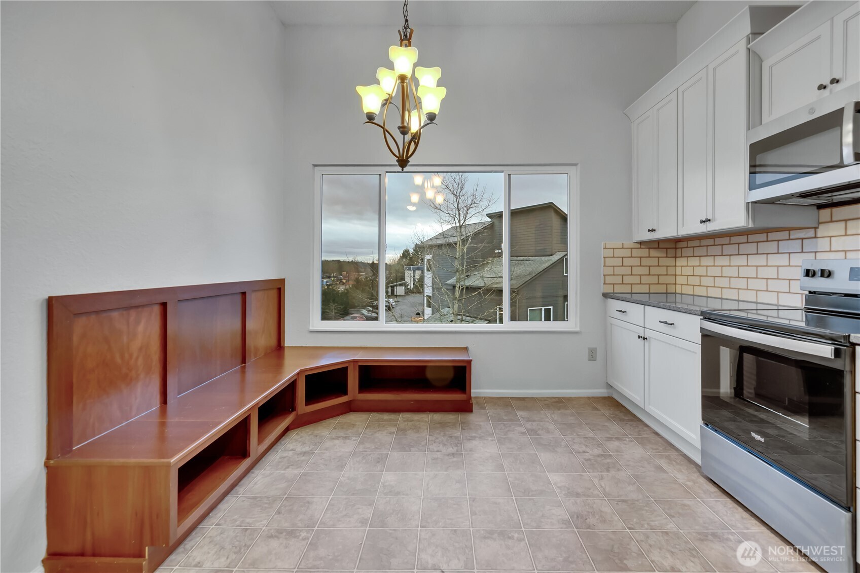 1175 Harrington Place NE #313, Renton, WA 98056