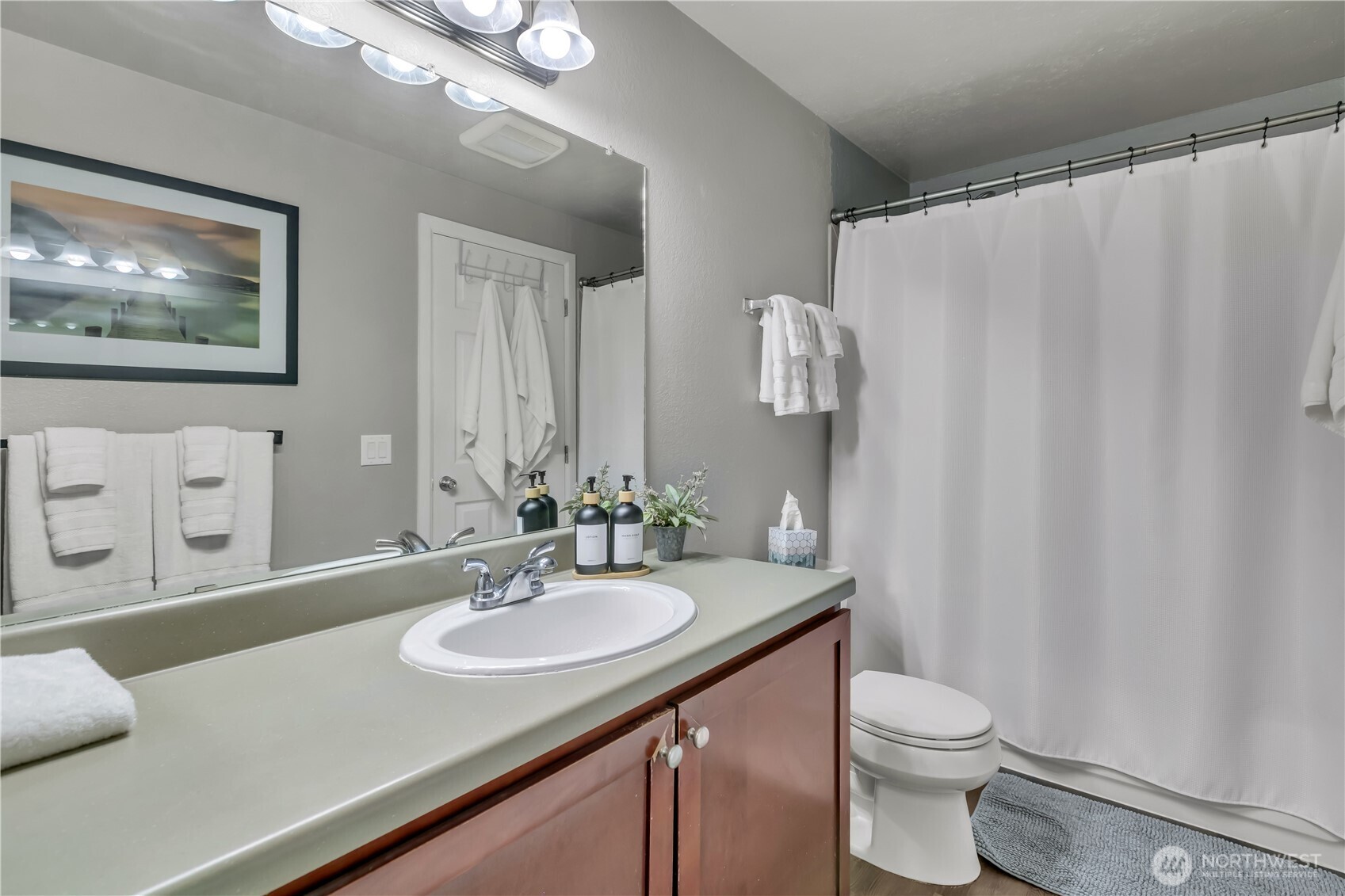 23712 13th Place S #1006, Des Moines, WA 98198