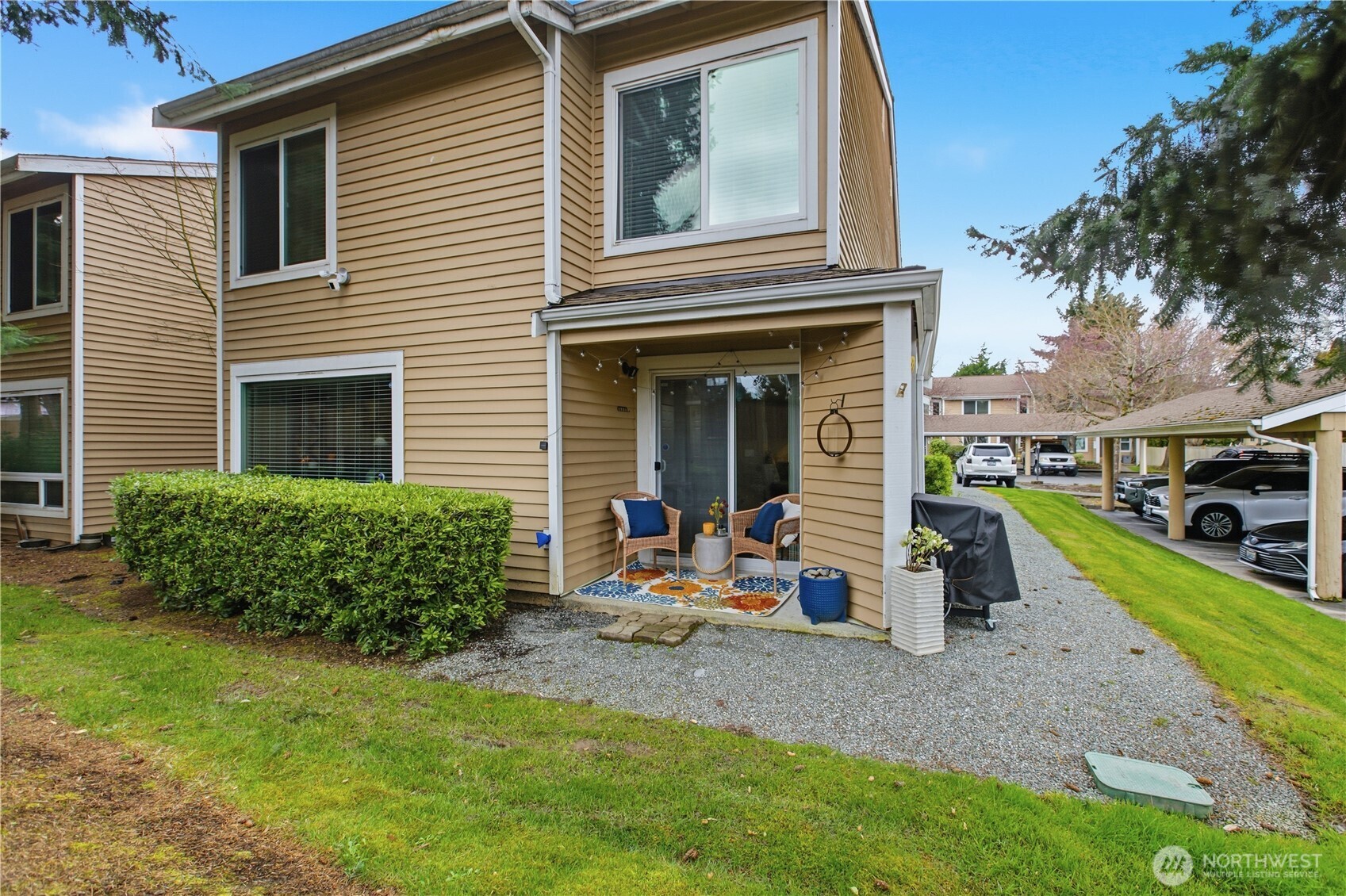 23712 13th Place S #1006, Des Moines, WA 98198