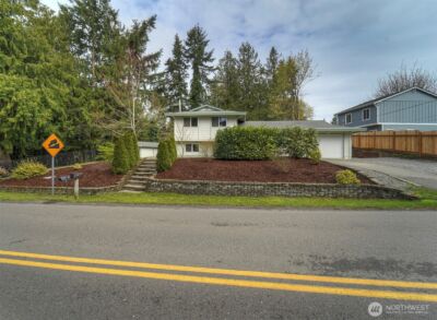 7630 NE Beachwood Avenue , Poulsbo, WA 98370