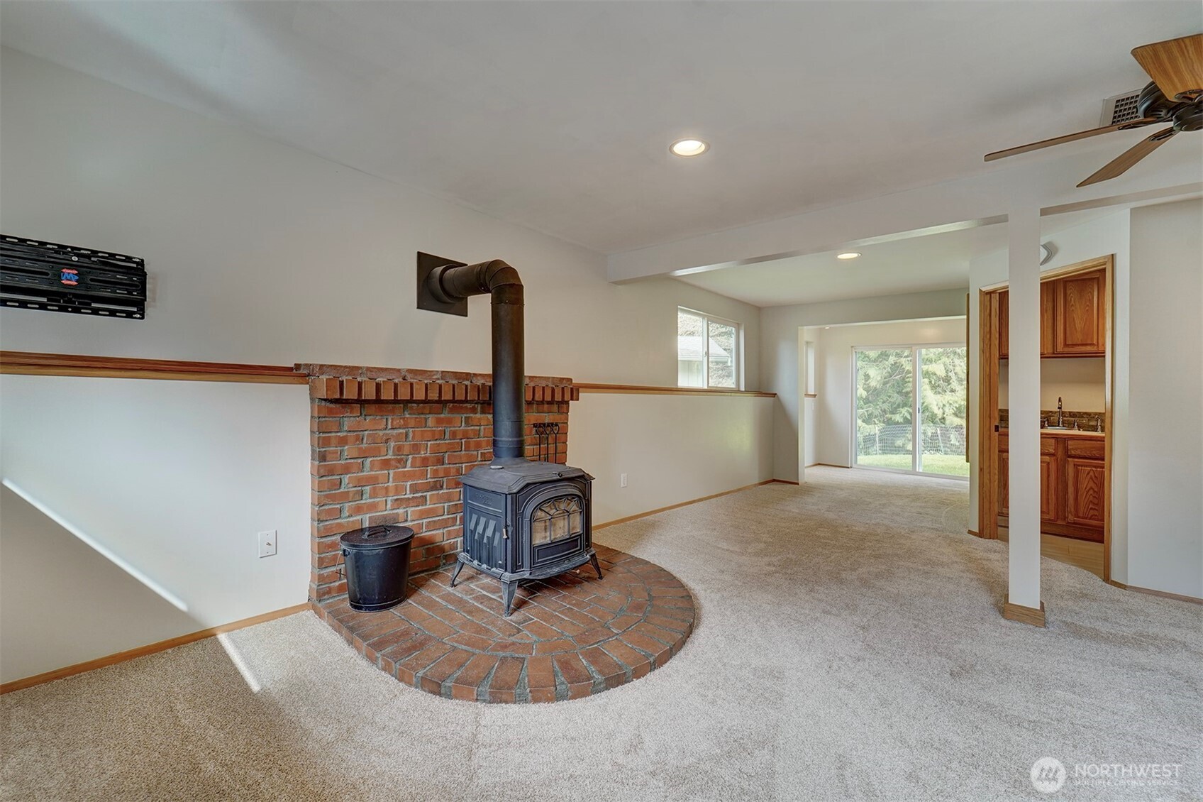 7630 NE Beachwood Avenue , Poulsbo, WA 98370