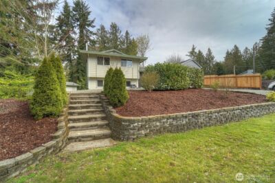 7630 NE Beachwood Avenue , Poulsbo, WA 98370 - Photo 2