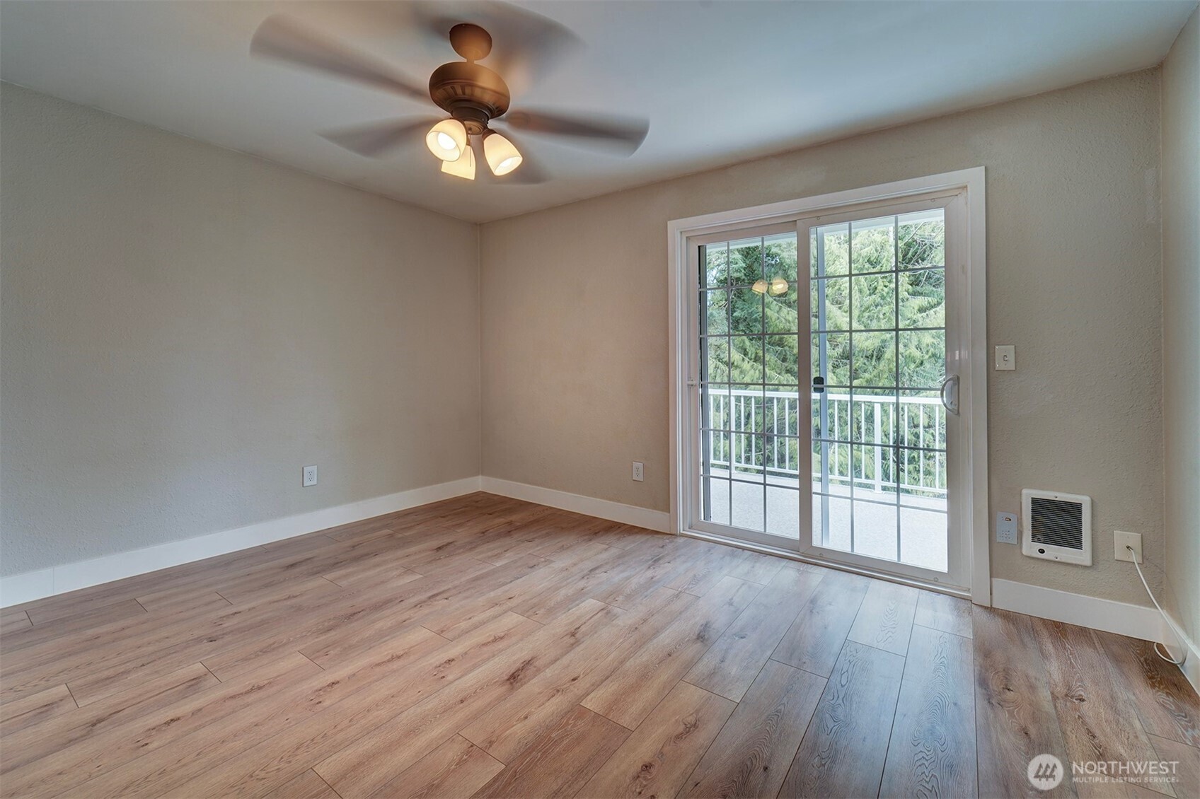 7630 NE Beachwood Avenue , Poulsbo, WA 98370