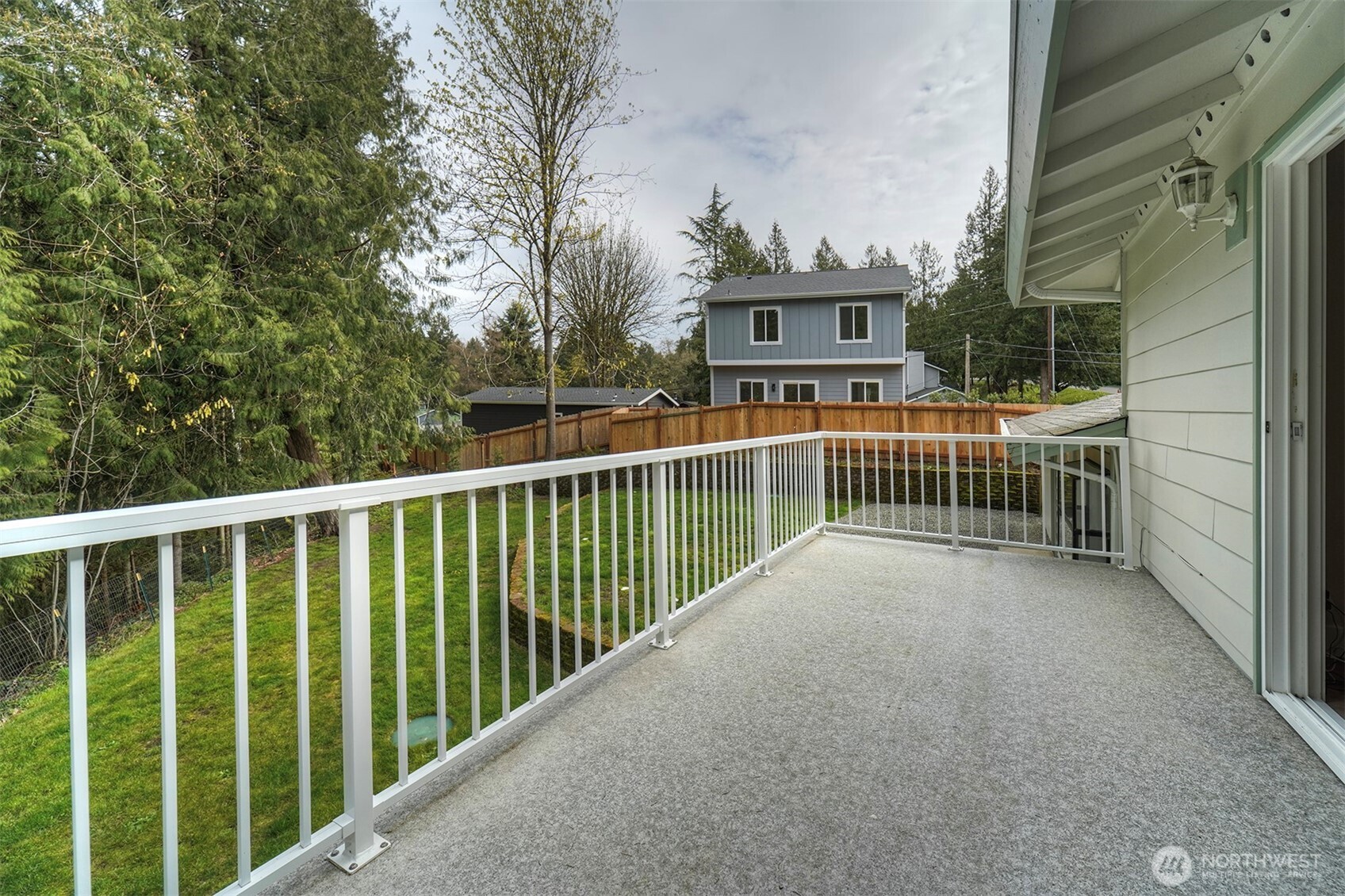 7630 NE Beachwood Avenue , Poulsbo, WA 98370