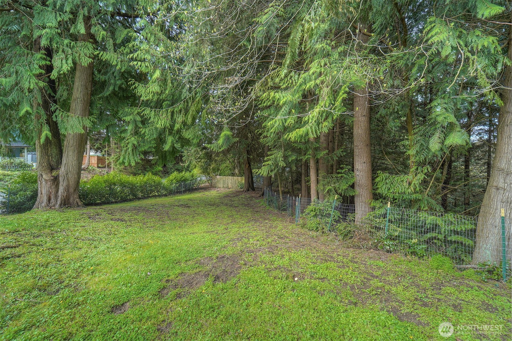 7630 NE Beachwood Avenue , Poulsbo, WA 98370